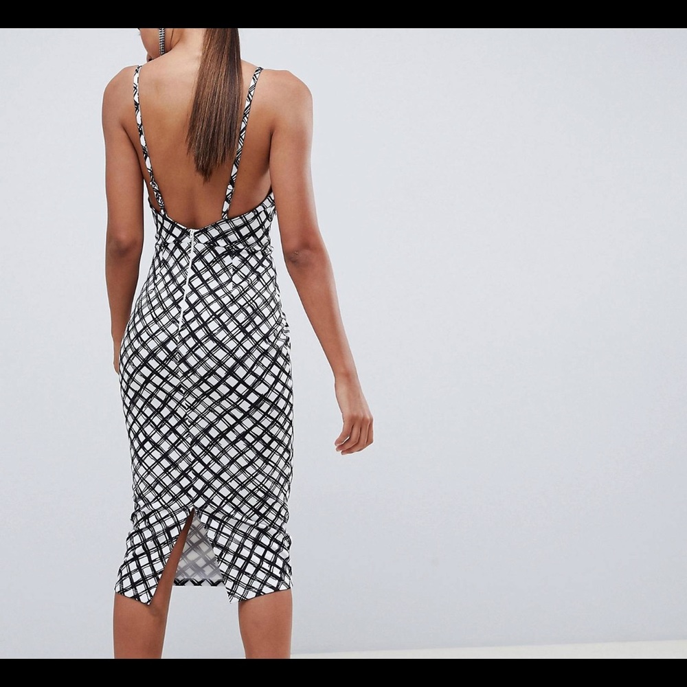 Dress - Picture 3 of 3